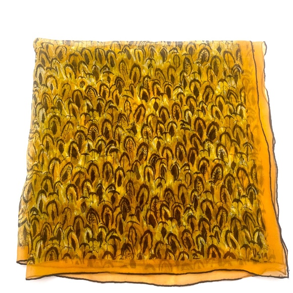 Vintage Vera Silk Scarf - Picture 2 of 8
